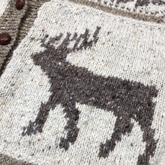 Vintage Ralph Lauren Hand Knit w/ Leather Buttons - Picture 7 of 16